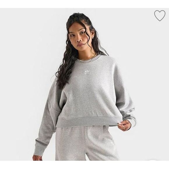 NWOT WOMEN'S ADIDAS ORIGINALS ESSENTIALS CREWNECK SWEATSHIRT  XS retail $55 - Picture 1 of 12